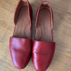 L’AmourDesPieds d’Orsay red leather flats